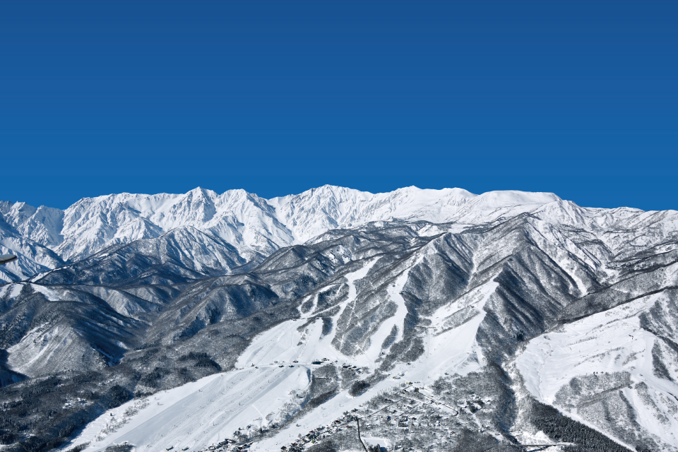 Tsugaike in Hakuba will open from December 1st.