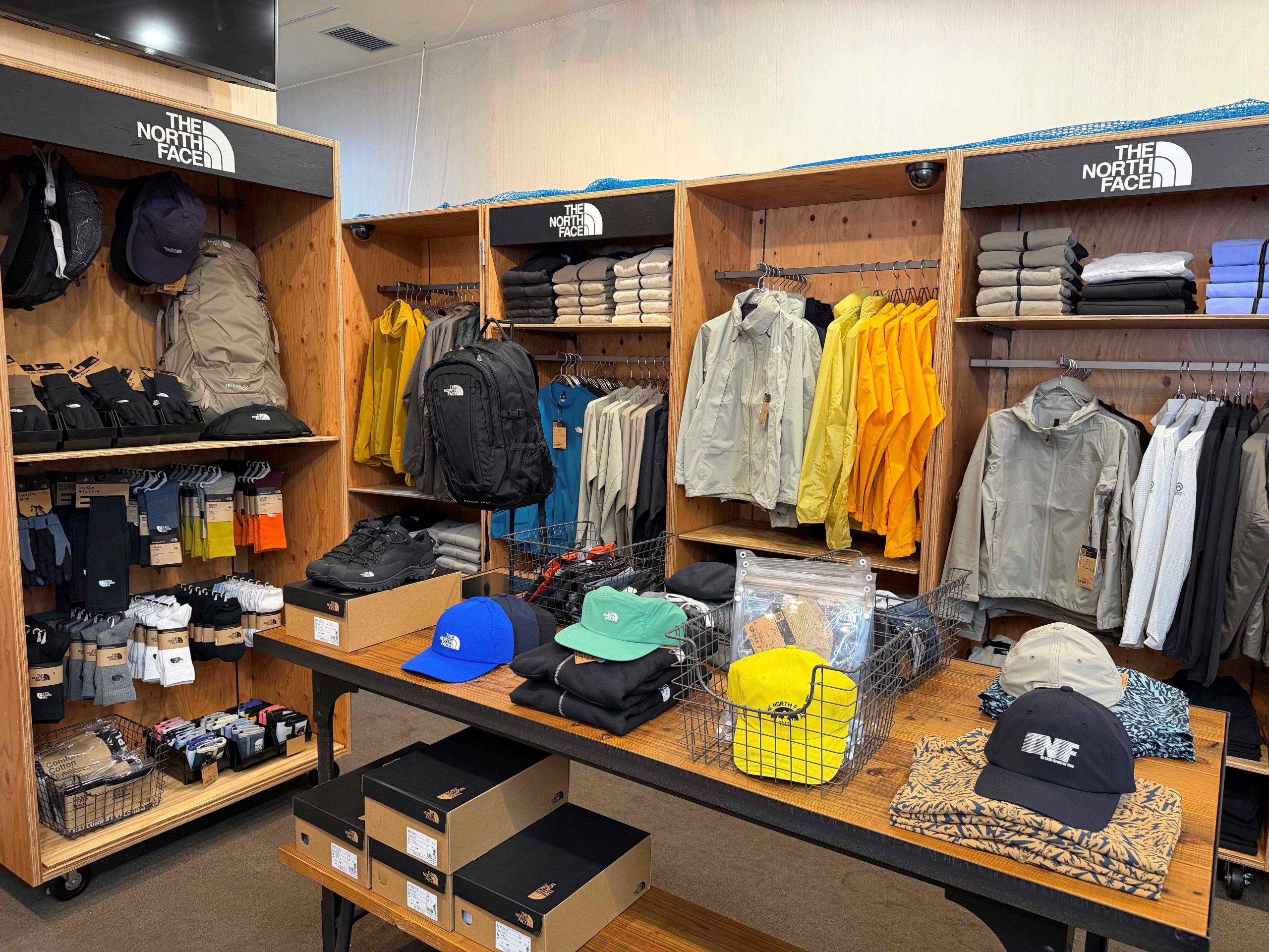 THE NORTH FACE グッズの画像